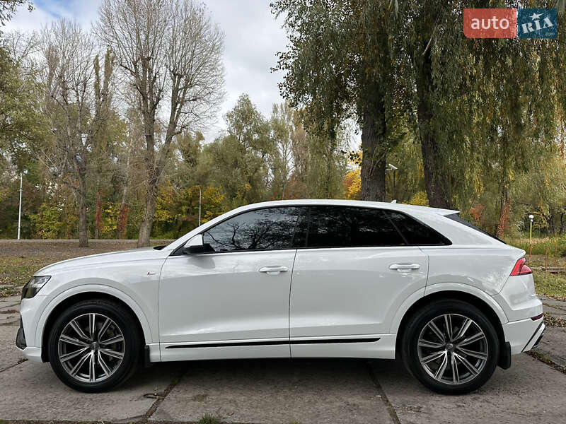 Внедорожник / Кроссовер Audi Q8 2019 в Киеве фото 12 Внедорожник / Кроссовер Audi Q8 2019 в Киеве