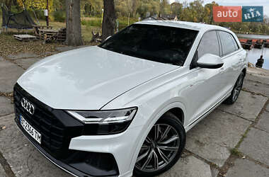 Позашляховик / Кросовер Audi Q8 2019 в 