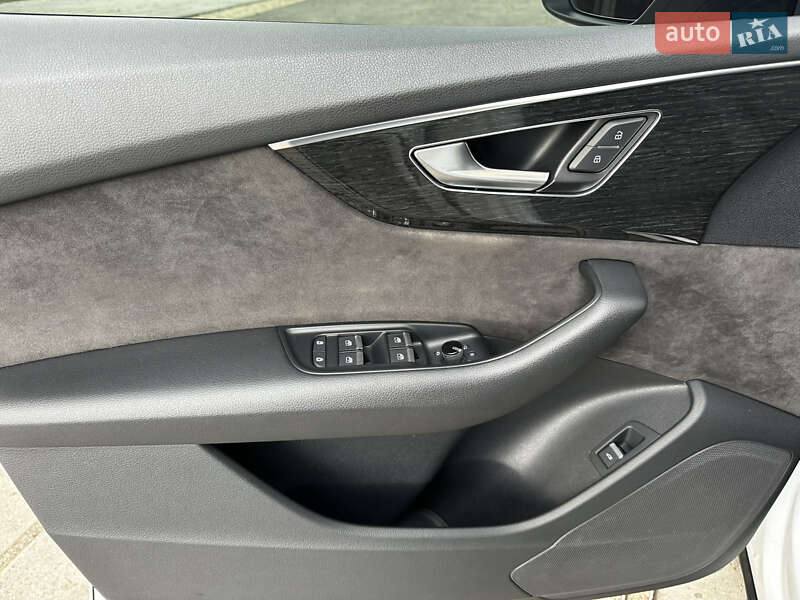 Внедорожник / Кроссовер Audi Q8 2019 в Киеве фото 33 Внедорожник / Кроссовер Audi Q8 2019 в Киеве