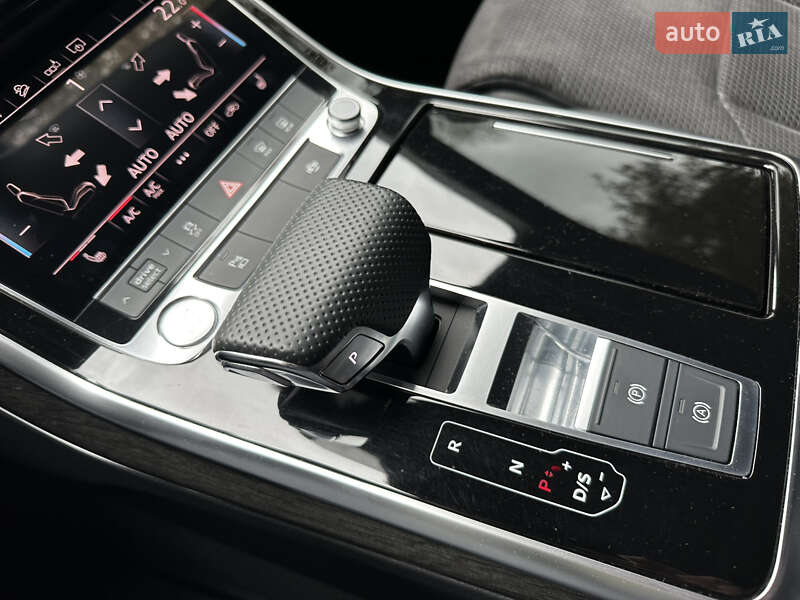Внедорожник / Кроссовер Audi Q8 2019 в Киеве фото 52 Внедорожник / Кроссовер Audi Q8 2019 в Киеве