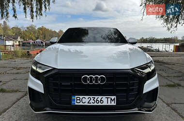 Позашляховик / Кросовер Audi Q8 2019 в 