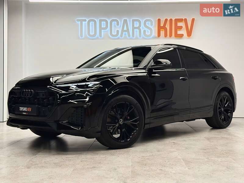 Позашляховик / Кросовер Audi Q8 2025 в Києві