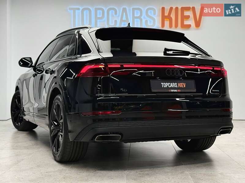 Позашляховик / Кросовер Audi Q8 2025 в Києві