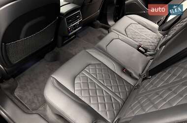 Внедорожник / Кроссовер Audi Q8 2025 в 