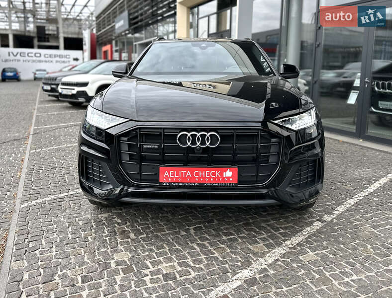Внедорожник / Кроссовер Audi Q8 2021 в Днепре