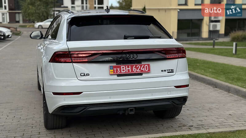 Внедорожник / Кроссовер Audi Q8 2019 в Киеве