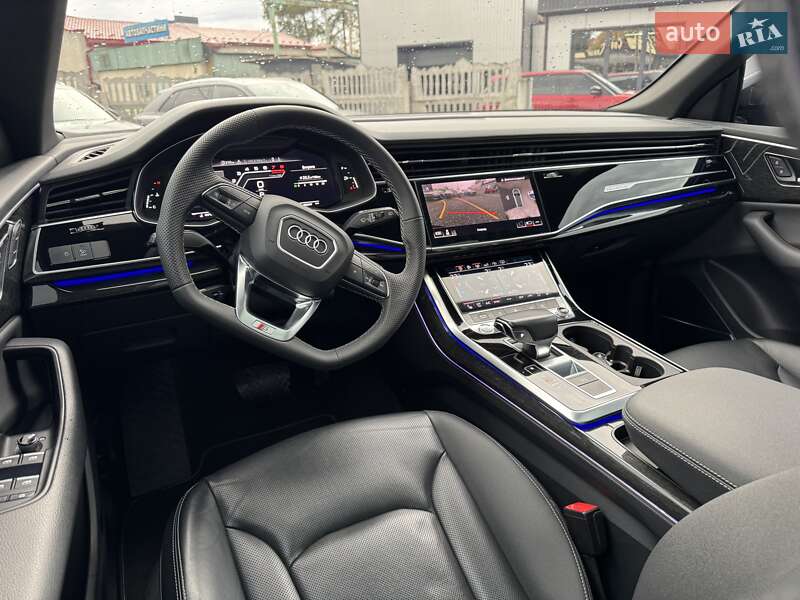 Внедорожник / Кроссовер Audi Q8 2019 в Тернополе