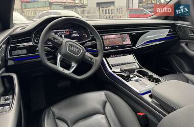 Позашляховик / Кросовер Audi Q8 2019 в 