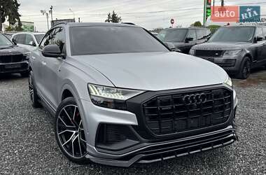 Позашляховик / Кросовер Audi Q8 2019 в 
