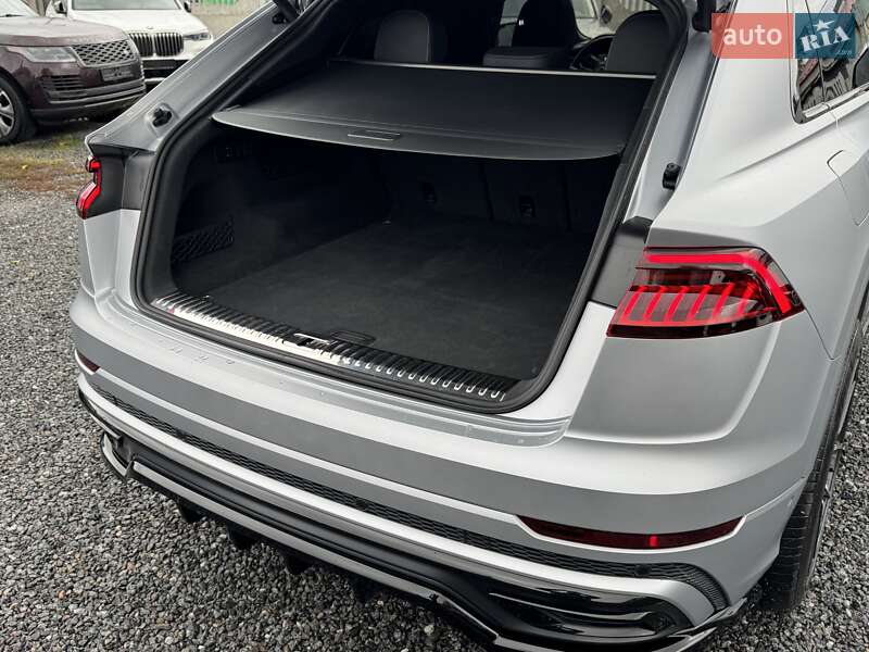 Внедорожник / Кроссовер Audi Q8 2019 в Тернополе