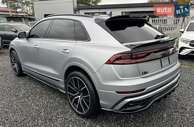 Позашляховик / Кросовер Audi Q8 2019 в 