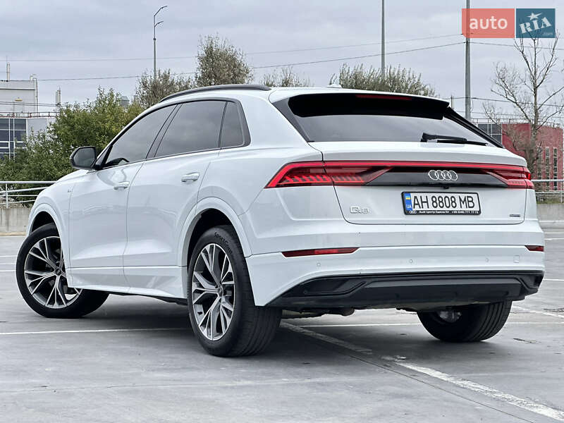 Позашляховик / Кросовер Audi Q8 2020 в Києві фото 4 Позашляховик / Кросовер Audi Q8 2020 в Києві