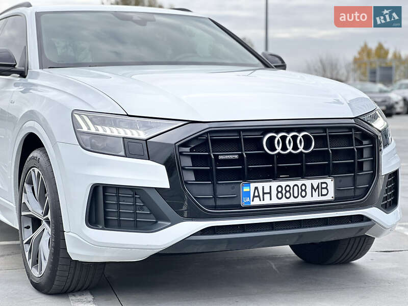 Позашляховик / Кросовер Audi Q8 2020 в Києві фото 14 Позашляховик / Кросовер Audi Q8 2020 в Києві