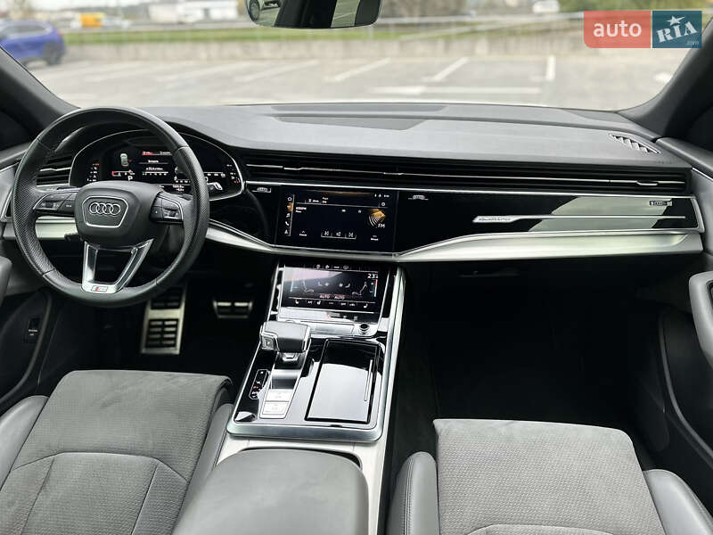 Позашляховик / Кросовер Audi Q8 2020 в Києві фото 32 Позашляховик / Кросовер Audi Q8 2020 в Києві