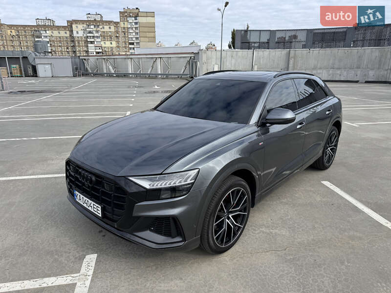 Позашляховик / Кросовер Audi Q8 2021 в Києві