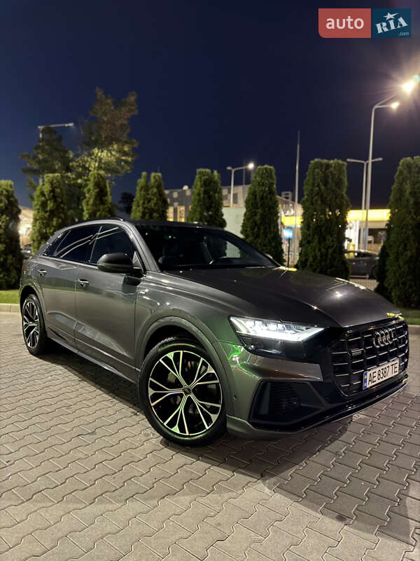 Позашляховик / Кросовер Audi Q8 2018 в Києві фото 8 Позашляховик / Кросовер Audi Q8 2018 в Києві