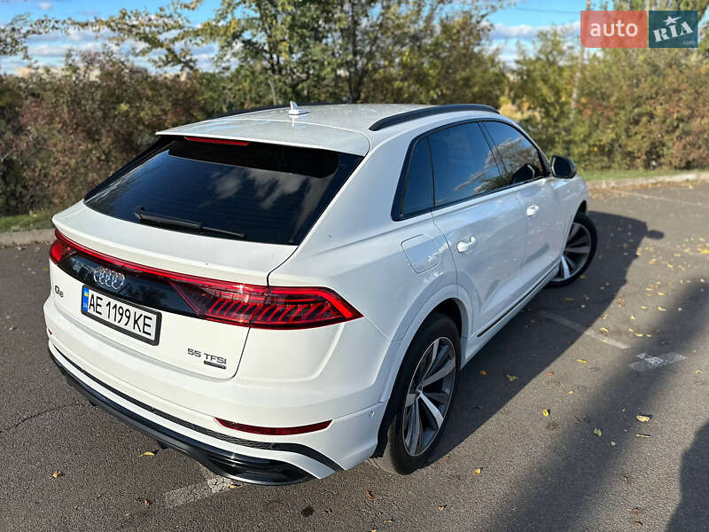 Внедорожник / Кроссовер Audi Q8 2018 в Кривом Роге