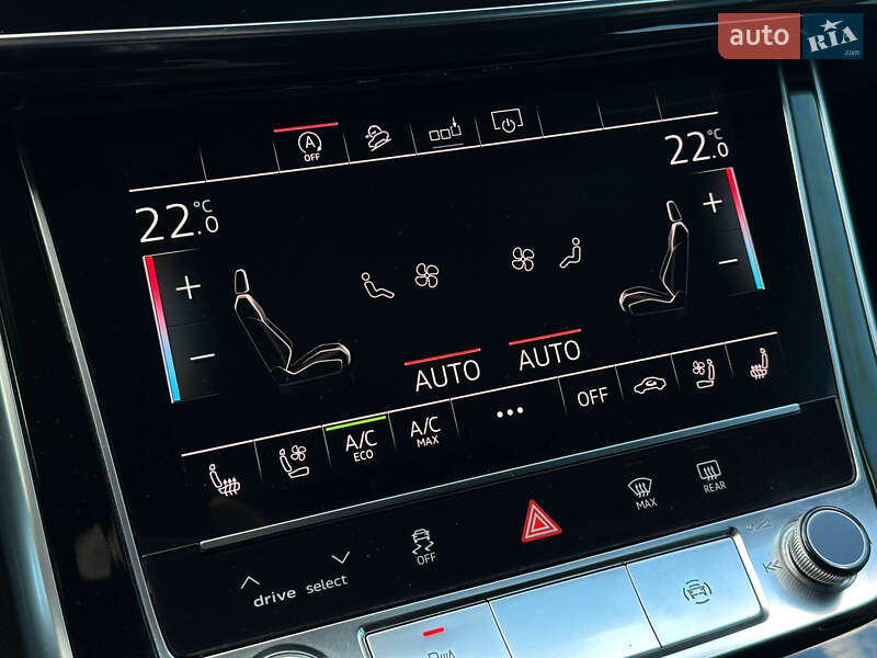 Внедорожник / Кроссовер Audi Q8 2018 в Кривом Роге