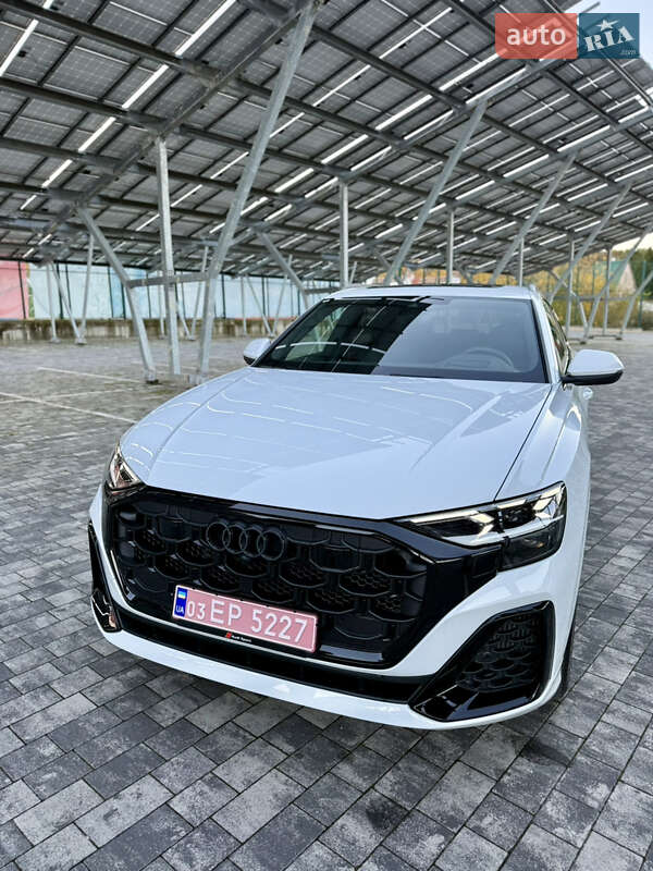 Позашляховик / Кросовер Audi Q8 2024 в Львові фото 6 Позашляховик / Кросовер Audi Q8 2024 в Львові