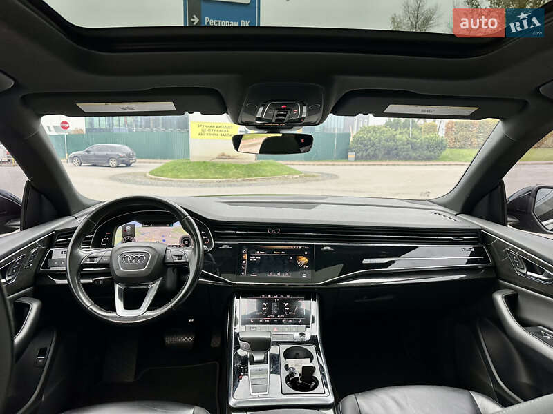 Позашляховик / Кросовер Audi Q8 2018 в Києві