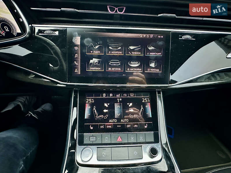 Позашляховик / Кросовер Audi Q8 2018 в Києві