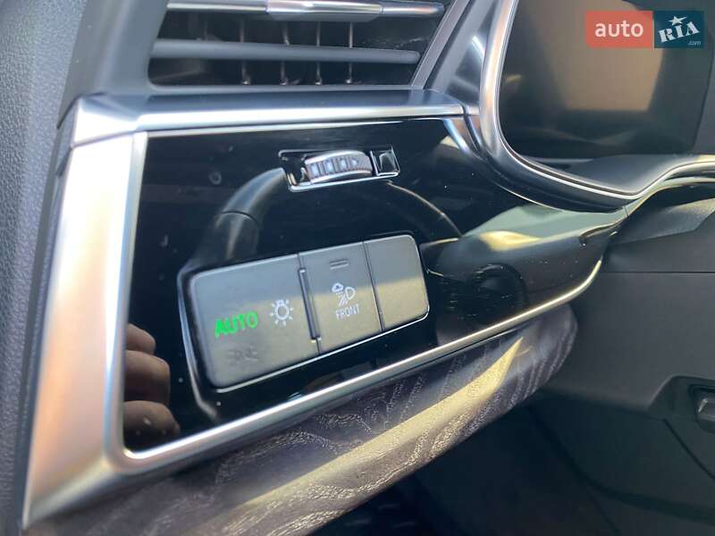 Внедорожник / Кроссовер Audi Q8 2020 в Ивано-Франковске фото 68 Внедорожник / Кроссовер Audi Q8 2020 в Ивано-Франковске