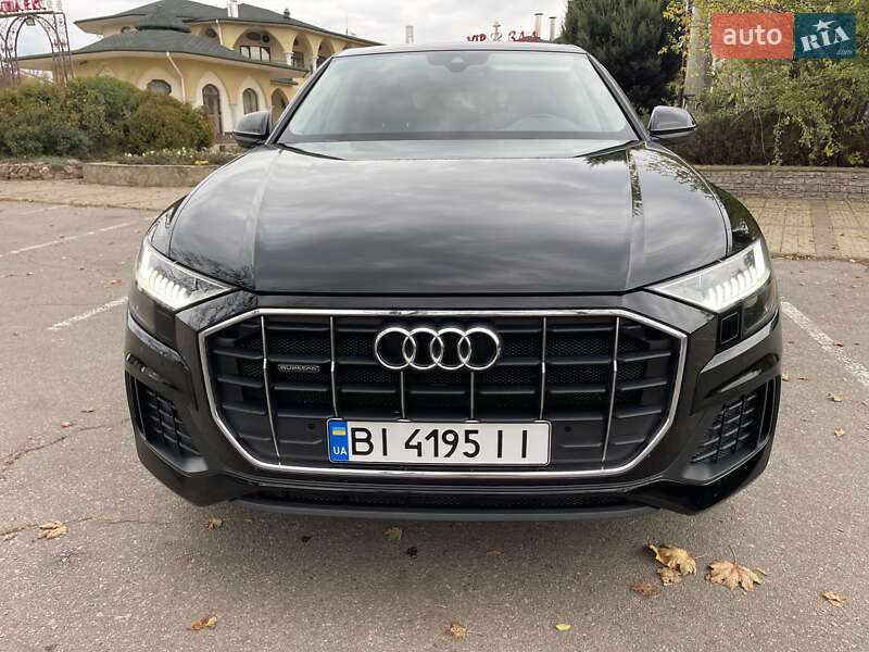 Позашляховик / Кросовер Audi Q8 2020 в Києві фото 4 Позашляховик / Кросовер Audi Q8 2020 в Києві
