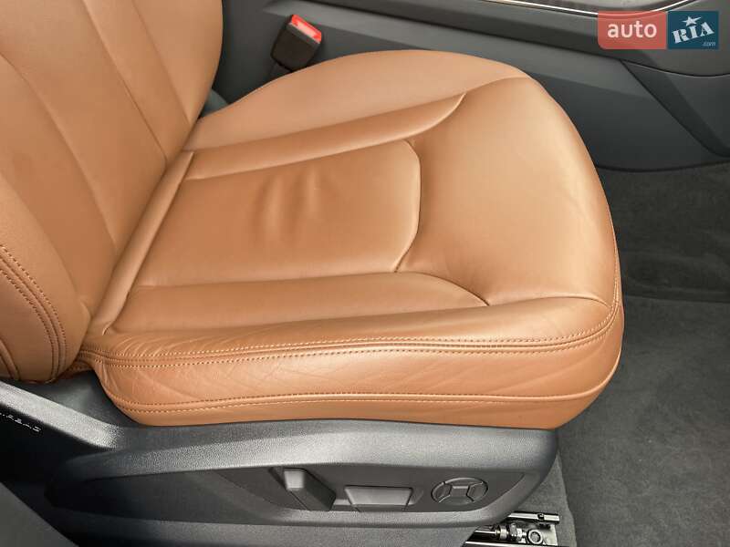 Позашляховик / Кросовер Audi Q8 2020 в Києві фото 40 Позашляховик / Кросовер Audi Q8 2020 в Києві