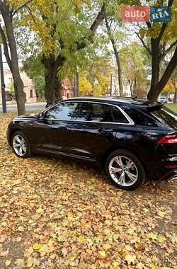 Внедорожник / Кроссовер Audi Q8 2019 в Днепре