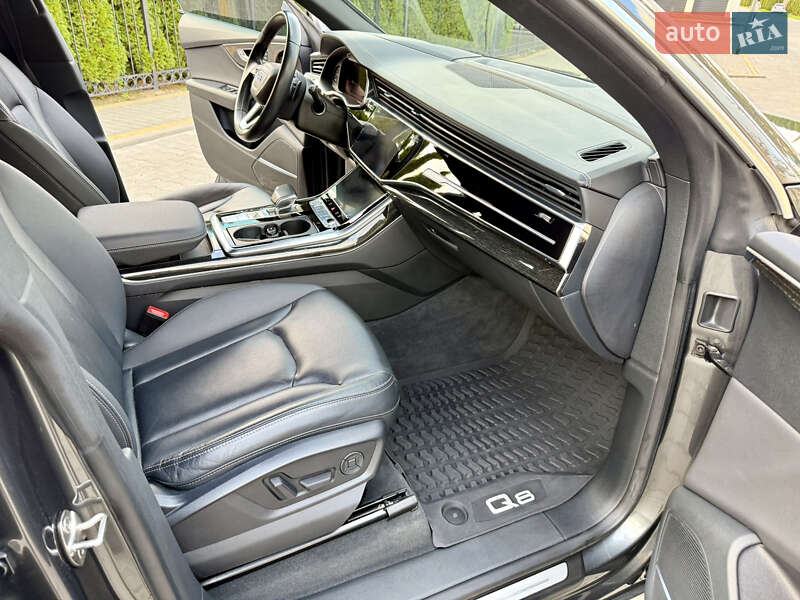 Позашляховик / Кросовер Audi Q8 2019 в Одесі фото 31 Позашляховик / Кросовер Audi Q8 2019 в Одесі