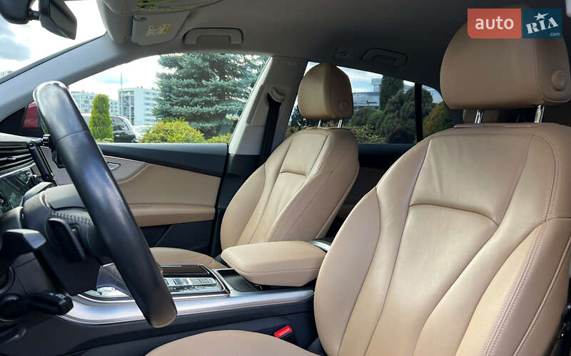 Внедорожник / Кроссовер Audi Q8 2019 в Львове