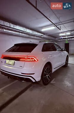 Позашляховик / Кросовер Audi Q8 2022 в Києві фото 5 Позашляховик / Кросовер Audi Q8 2022 в Києві