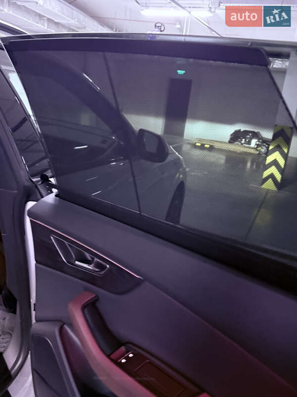 Позашляховик / Кросовер Audi Q8 2022 в Києві фото 10 Позашляховик / Кросовер Audi Q8 2022 в Києві