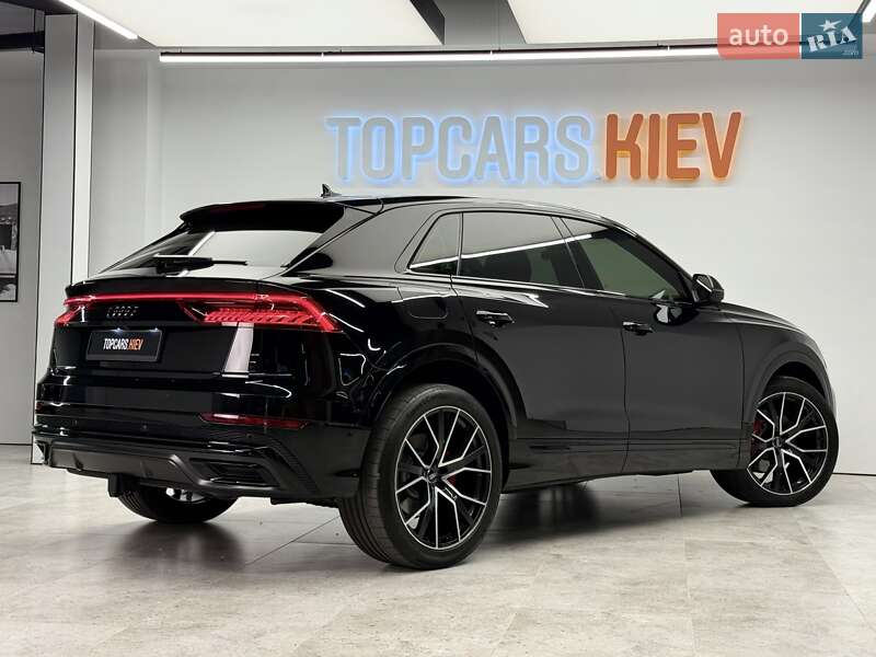 Позашляховик / Кросовер Audi Q8 2019 в Києві
