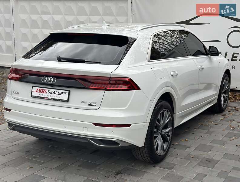 Позашляховик / Кросовер Audi Q8 2019 в Києві фото 12 Позашляховик / Кросовер Audi Q8 2019 в Києві