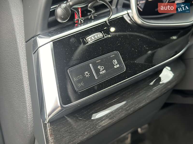 Позашляховик / Кросовер Audi Q8 2019 в Києві фото 21 Позашляховик / Кросовер Audi Q8 2019 в Києві