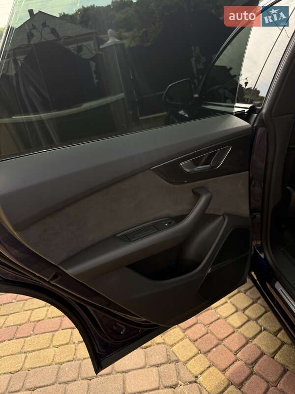 Внедорожник / Кроссовер Audi Q8 2019 в Виноградове фото 39 Внедорожник / Кроссовер Audi Q8 2019 в Виноградове