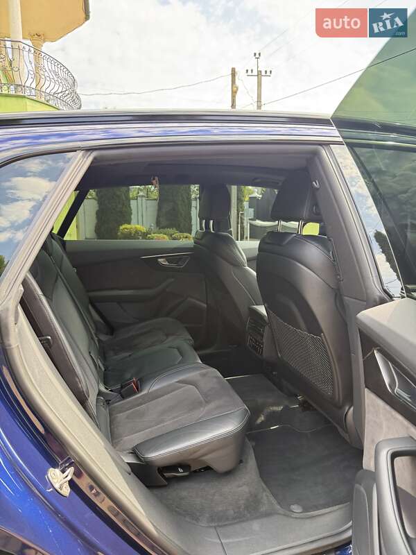 Внедорожник / Кроссовер Audi Q8 2019 в Виноградове фото 45 Внедорожник / Кроссовер Audi Q8 2019 в Виноградове