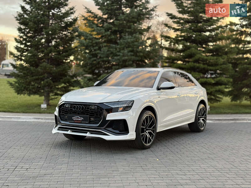 Audi Q8 2023