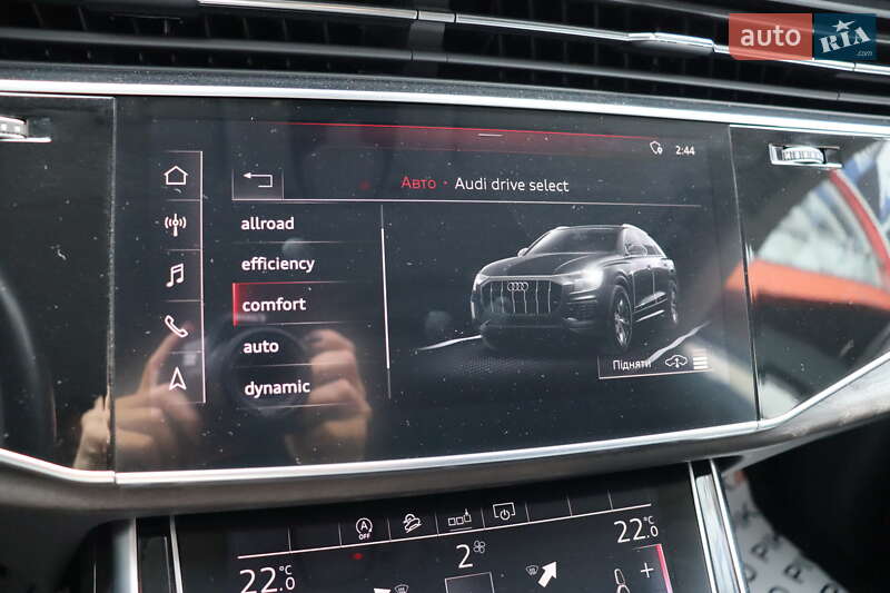 Внедорожник / Кроссовер Audi Q8 2018 в Львове