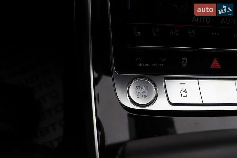 Внедорожник / Кроссовер Audi Q8 2018 в Львове