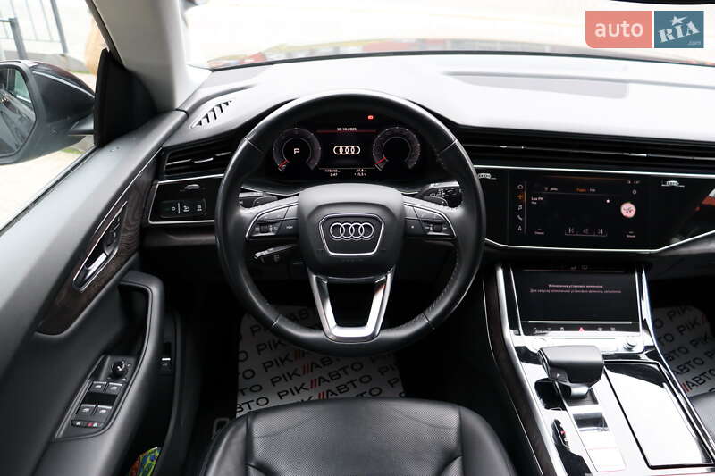 Внедорожник / Кроссовер Audi Q8 2018 в Львове