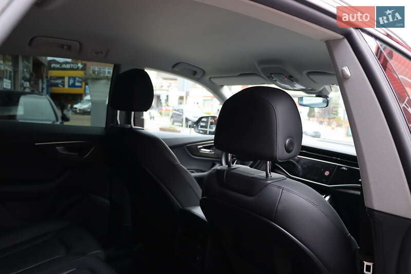 Внедорожник / Кроссовер Audi Q8 2018 в Львове