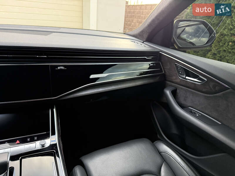 Позашляховик / Кросовер Audi Q8 2019 в Рівному фото 64 Позашляховик / Кросовер Audi Q8 2019 в Рівному