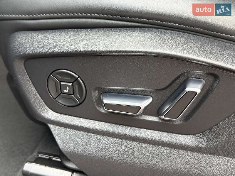 Позашляховик / Кросовер Audi Q8 2019 в Рівному фото 105 Позашляховик / Кросовер Audi Q8 2019 в Рівному