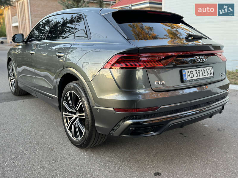 Позашляховик / Кросовер Audi Q8 2021 в Києві