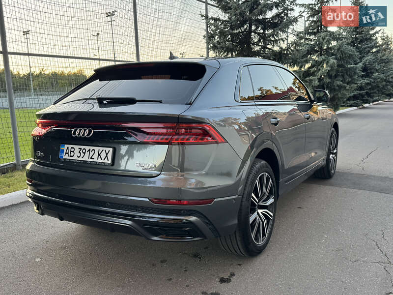 Позашляховик / Кросовер Audi Q8 2021 в Києві