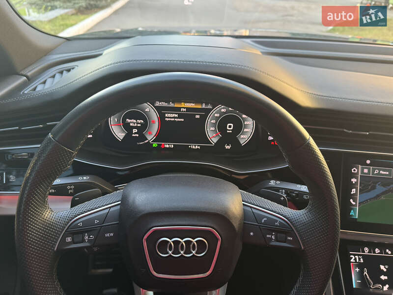 Позашляховик / Кросовер Audi Q8 2021 в Києві
