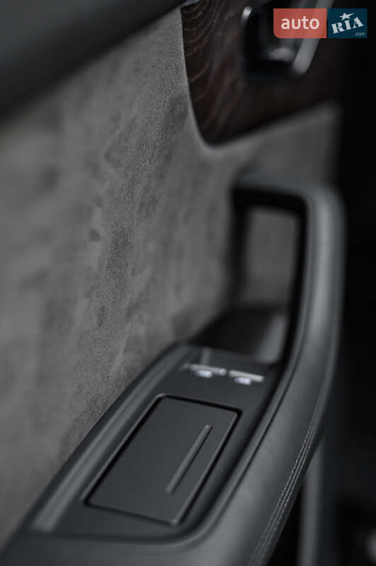 Внедорожник / Кроссовер Audi Q8 2019 в Львове фото 37 Внедорожник / Кроссовер Audi Q8 2019 в Львове