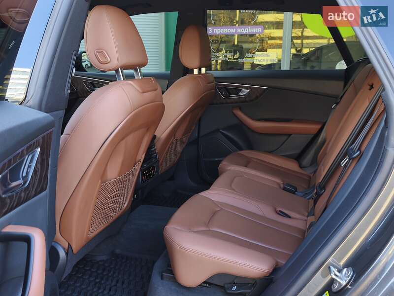 Внедорожник / Кроссовер Audi Q8 2019 в Днепре фото 14 Внедорожник / Кроссовер Audi Q8 2019 в Днепре